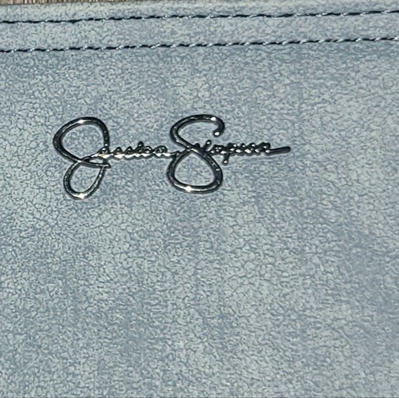 JESSICA SIMPSON DENIM BLUE GUNMETAL SILVER CREDIT CARD ID ZIP AROUND WALLET - Picture 5 of 16